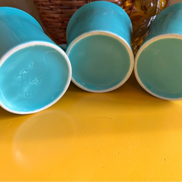 Set of Three Vintage Fiesta Turquoise Teal Ring Handle Coffee Mugs - Picture 4 of 6